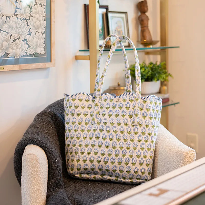 The Scalloped Tote