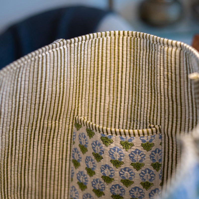 The Frill Tote